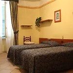 מלון Cavallo Bianco 2*