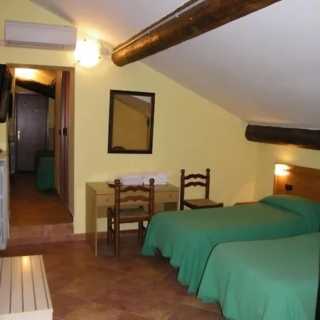 Otel Cavallo Bianco 2*