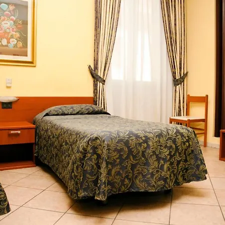 Cavallo Bianco Otel Novara