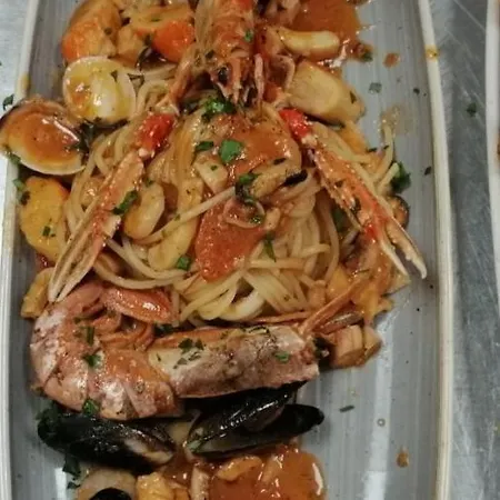 فندق Cavallo Bianco نوفارا