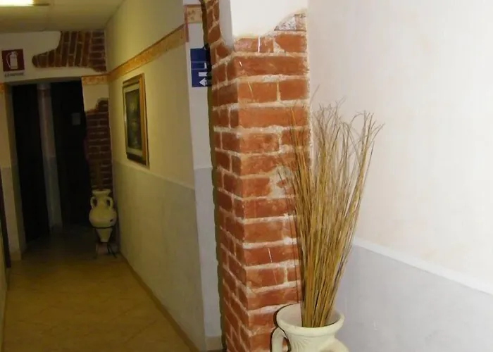 Cavallo Bianco 2* Novara